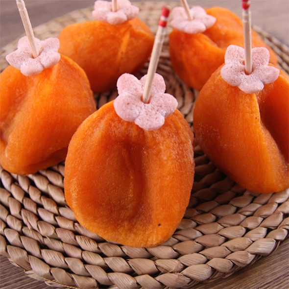 전통방식의 반건시 영동곶감(푸)